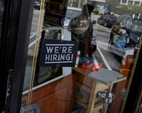 US labor market easing in the face of tariff uncertainty