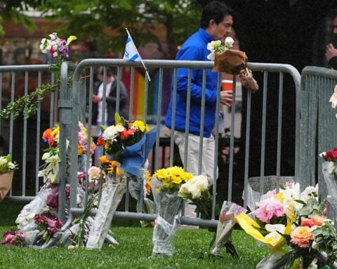 US immigration authorities detain the family of the man charged in the Colorado attack