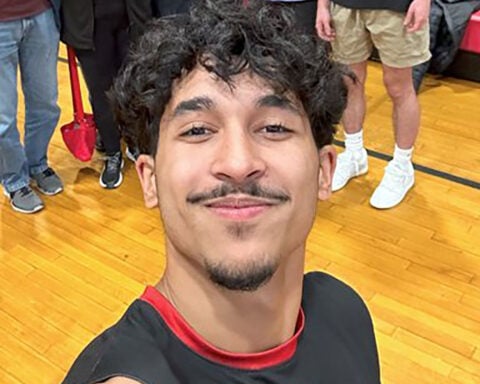 A community rallies for the release of a beloved high schooler detained by ICE