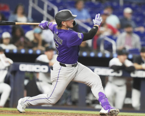 Rockies' 2nd straight win in Miami ends MLB-record streak of series losses at 22