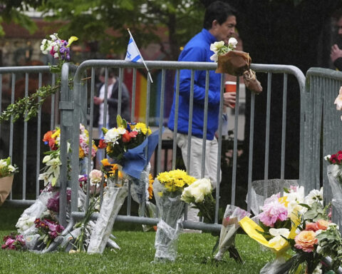 What we know about the visa obtained by Egyptian man who injured a dozen people in Colorado