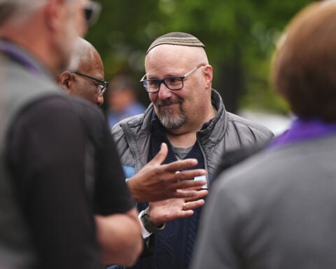 2 more attacks on Jews heighten concerns about security in and around US synagogues