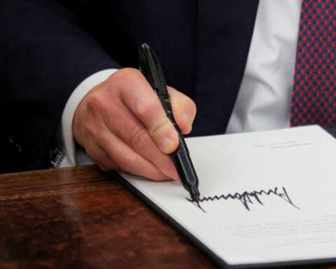 US appellate judges skeptical of Trump birthright citizenship order