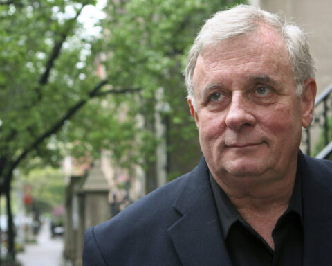 Edmund White, a groundbreaking gay author, dies at 85