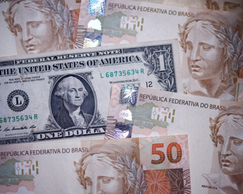 Brazil currency seen flat in near-term, restrained by trade worries: Reuters poll