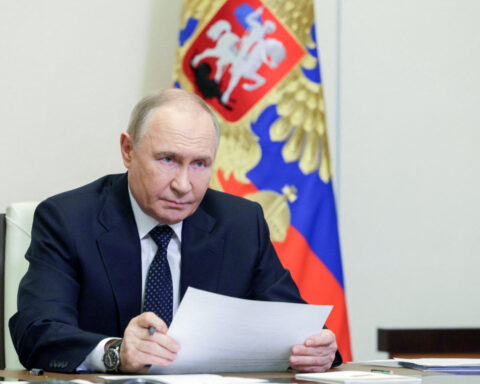 In call with Putin, Pope Leo urges Russia to support peace