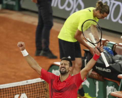 French Open: Novak Djokovic beats Alexander Zverev to set up a semifinal showdown with Jannik Sinner