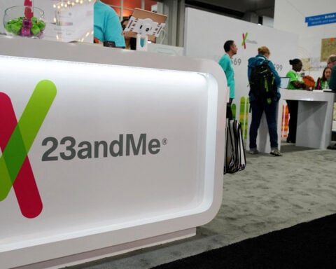 23andMe seeks new bids after $305 million offer from its co-founder