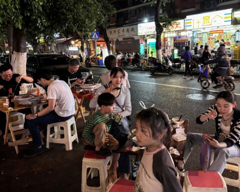 China's Sichuan province to offer extended marriage and maternity leave