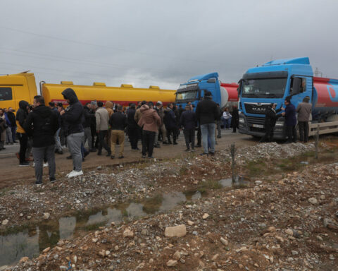 Iraq holds Kurdish government legally responsible for continued oil smuggling
