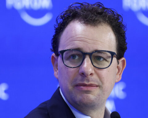 Anthropic CEO says proposed 10-year ban on state AI regulation 'too blunt' in NYT op-ed