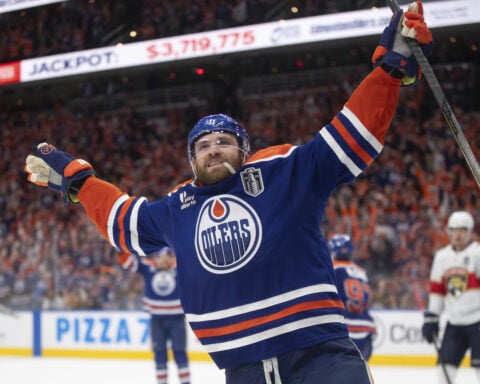 Draisaitl scores in OT, Oilers beat Panthers in Game 1 of the Stanley Cup Final