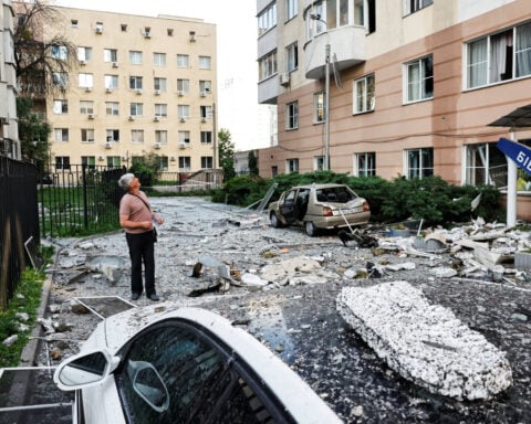 Six killed, 80 wounded in intense Russian air attacks on Ukraine
