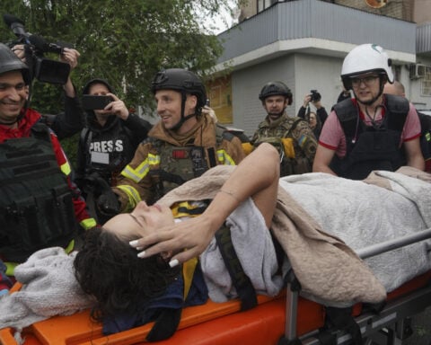 Russian attacks on eastern Ukrainian city of Kharkiv kill 4, wound more than two dozen