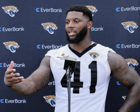 Mass in the past: Josh Hines-Allen and his Jaguars teammates slim down in hopes of turning up