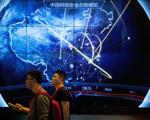 Chinese hackers and user lapses turn smartphones into a 'mobile security crisis'