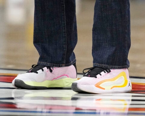 Hall of Fame coach Don Nelson wears Luka Dončić shoes in ‘protest’ of Lakers trade