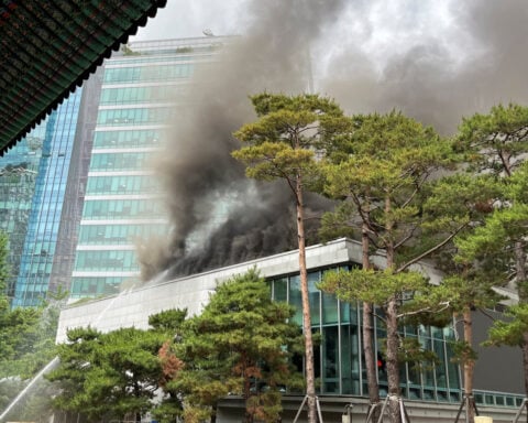 Fire near South Korea's Jogye temple contained, treasures spared, officials say