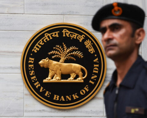 India slashes interest rates, but who will borrow?