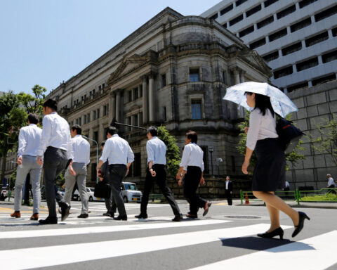 Japan's largest opposition calls for lowering BOJ's inflation target