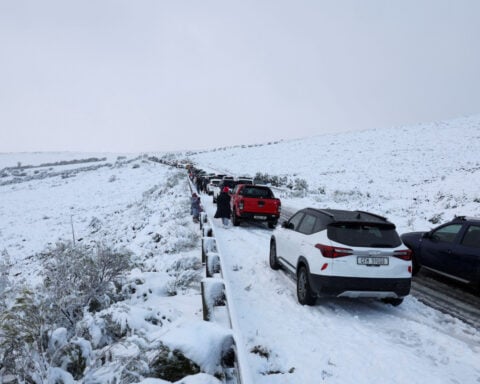 Severe cold front bringing snow in South Africa causes fatal accident, power outages