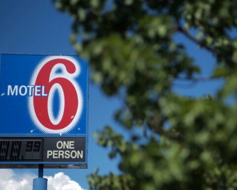 Longtime Motel 6 spokesman Tom Bodett sues chain over using his name, voice