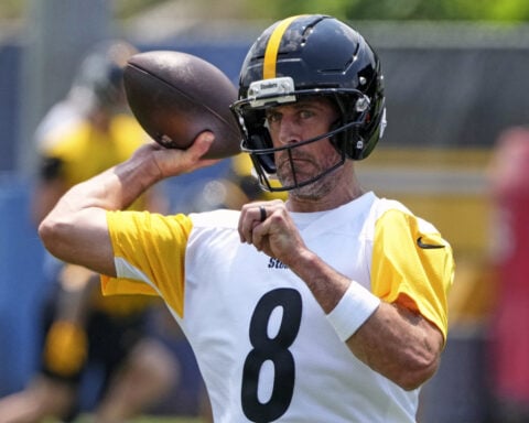 Aaron Rodgers is off the free agent and dating markets. Steelers QB says he recently got married