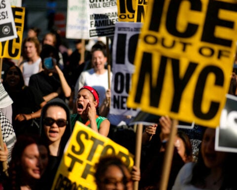 ICE’s tactics draw criticism as it triples daily arrest targets