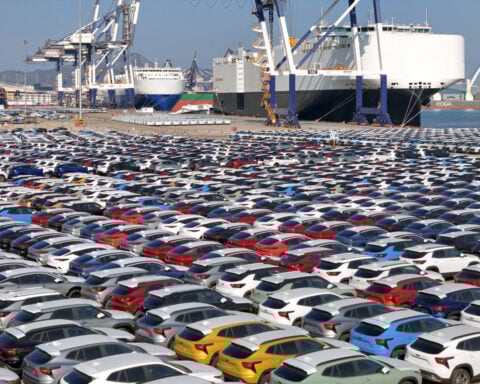 Chinese carmakers vow to make supplier payments within 60 days as backlash grows