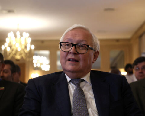 Russia says it's ready to remove highly enriched uranium from Iran