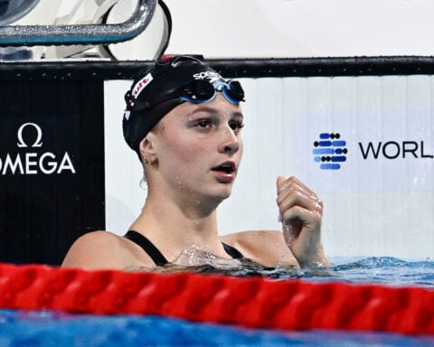 Teenage swim sensation Summer McIntosh continues red hot form with second fastest 200m butterfly in history
