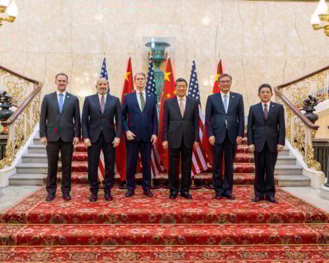 US and China agree on plan to ease export controls after trade talks in London