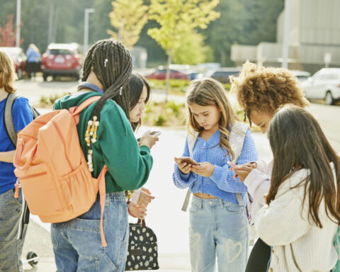 We surveyed 1,500 Florida kids about cellphones and their mental health – what we learned suggests school phone bans may have important but limited effects