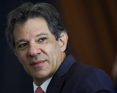 Brazil to spare individual tax breaks in fiscal package, sources say
