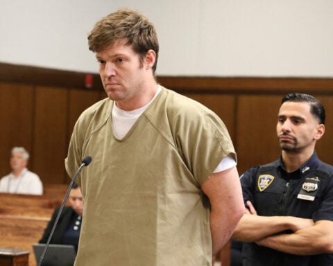 Photos show accuser in NYC crypto kidnapping leaving house freely, defense lawyers say