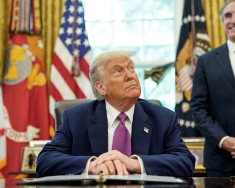 Federal appeals court wrestles with Trump effort to fight hush money conviction