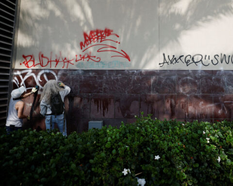 Trump wants to 'liberate' Los Angeles, residents say 'no thanks'