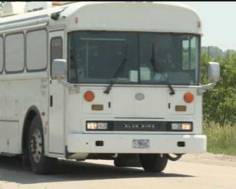 Neighbor follows bus of detainees to DHS after federal raid; officials can't provide their whereabouts
