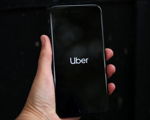 Uber sues Florida law firm, medical clinics for fraud over car crashes