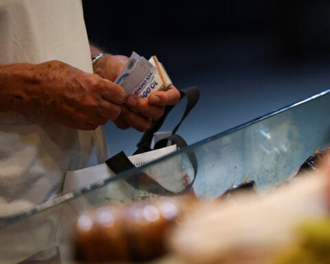 Argentina inflation tumbles to five-year-low 1.5% in boost for Milei