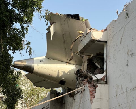 US sees no immediate reason to ground Boeing 787 after Air India crash