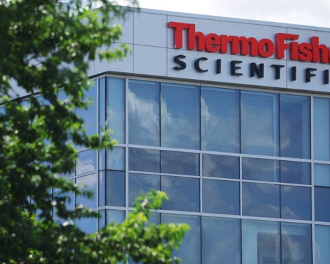 Thermo Fisher plans to sell parts of diagnostics unit for $4 billion, FT reports
