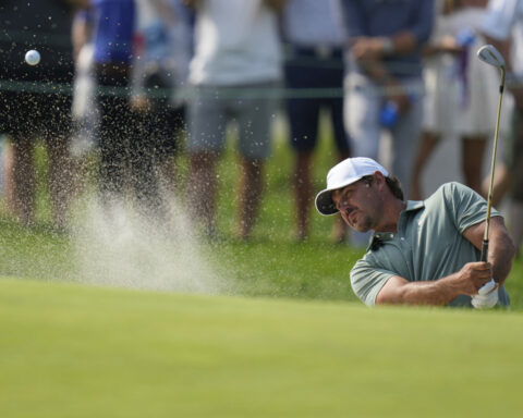 After 2 straight missed cuts in majors, Brooks Koepka is in early contention at Oakmont
