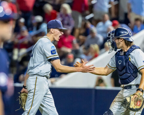 Big offense and big hearts fuel Murray State Racers as their improbable CWS run is about to begin