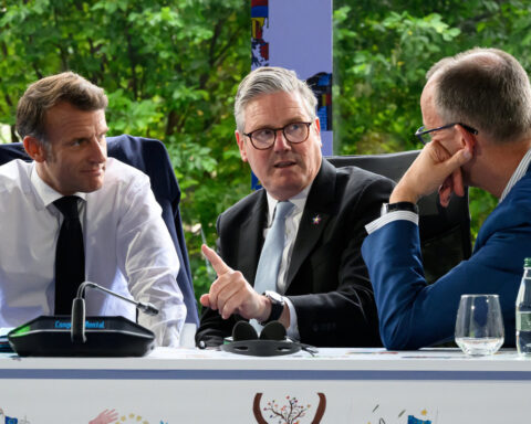 Leaders of UK, France, Germany urge de-escalation of Middle East conflict