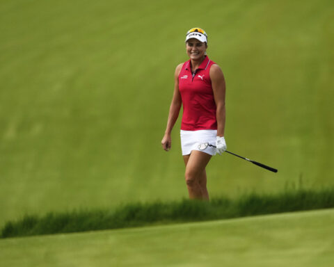 Lexi Thompson shares Meijer LPGA Classic lead in bid for her first victory in 6 years