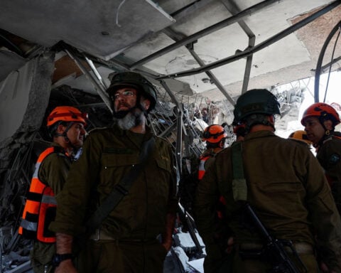 Clarissa Ward visits Palestinian village in Israel where Iranian rocket struck a home