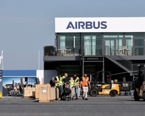 Airbus bags jet orders as Franco-Israeli dispute rocks air show