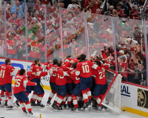NHL-Florida beat Edmonton in Game 6 to win second straight Stanley Cup