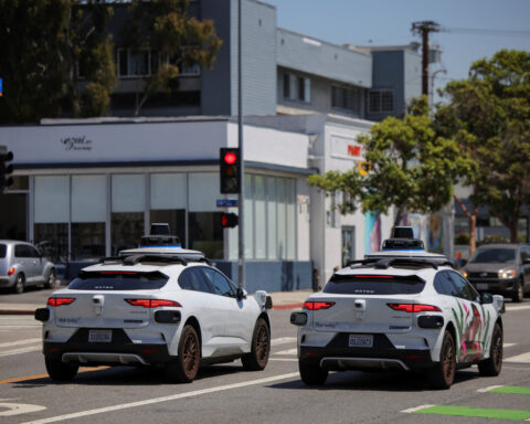 Waymo brings its cars to NYC for testing, applies for autonomous driving permit